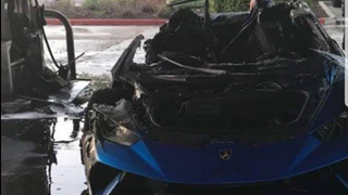 Illustration for article titled Lamborghini Huracan Performante Burns In Absurd St. Louis Gas Station Mishap
